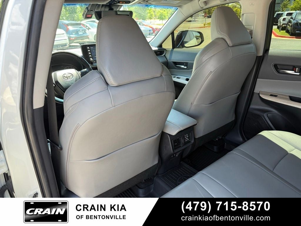2022 Toyota Venza XLE - AWD