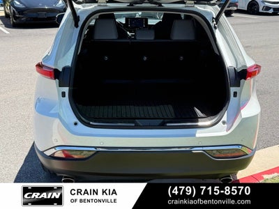 2022 Toyota Venza XLE - AWD