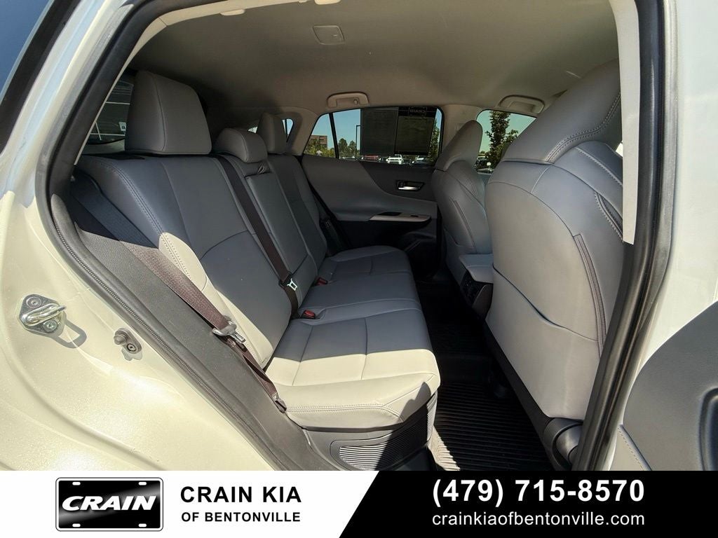 2022 Toyota Venza XLE - AWD