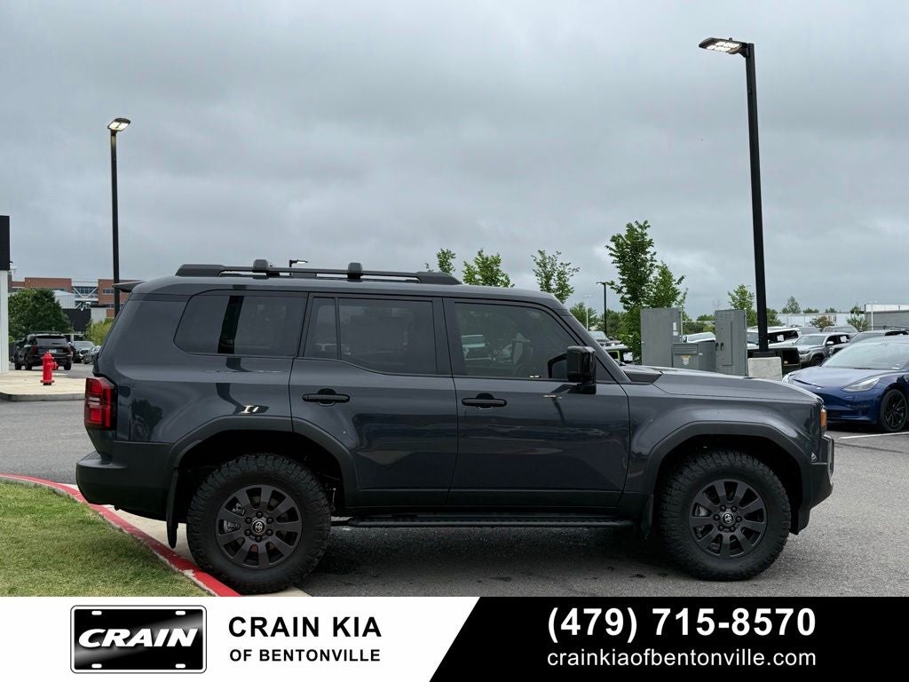 2026 Toyota Land Cruiser Base - 4WD / SUNROOF / CLEAN CARFAX / ONE OWNER