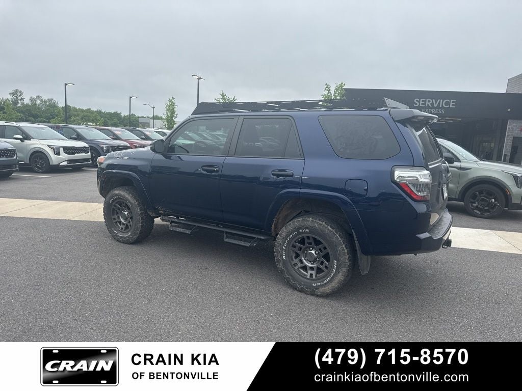 2020 Toyota 4Runner Venture - 4WD / LIFTED! / CLEAN CARFAX / ONE OWNER