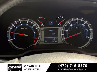 2018 Toyota 4Runner SR5 - 4WD / CLEAN CARFAX