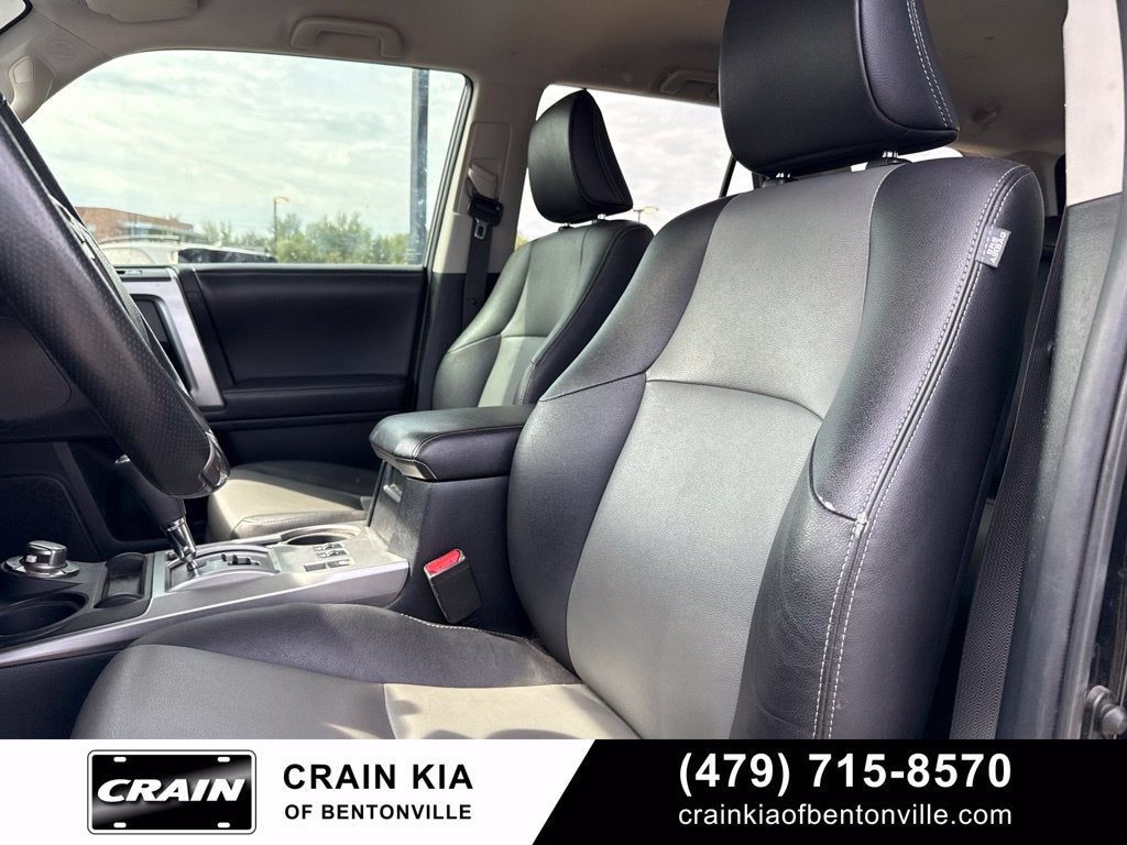 2018 Toyota 4Runner SR5 Premium LOCAL TRADE / PREMIUM PACKAGE / TOW PACKAGE