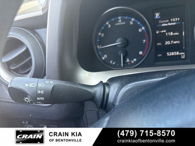 2017 Toyota RAV4 LE - CARFAX ONE OWNER