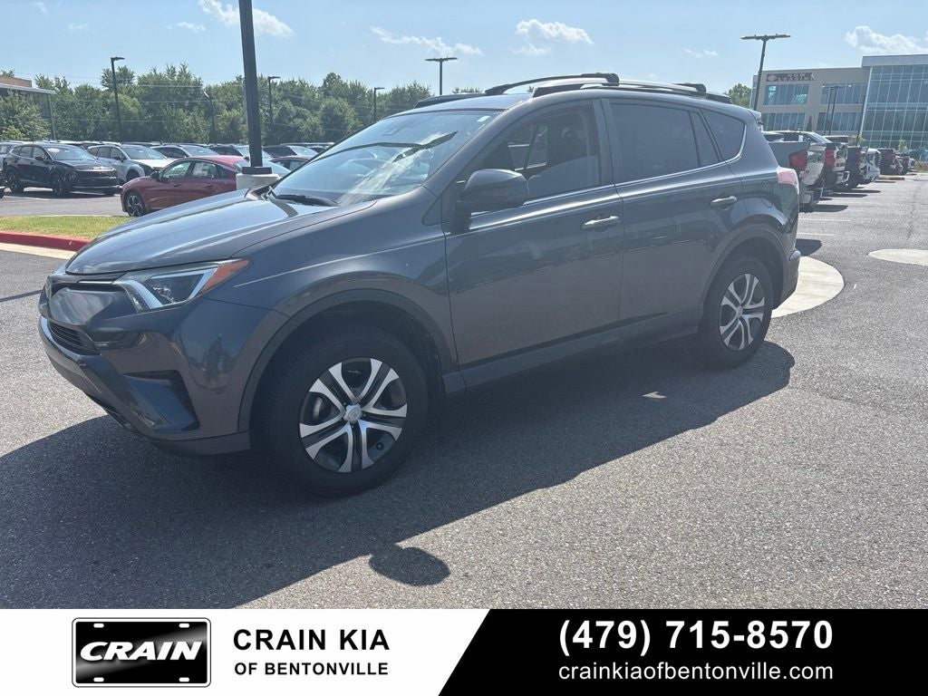 2017 Toyota RAV4 LE - CARFAX ONE OWNER