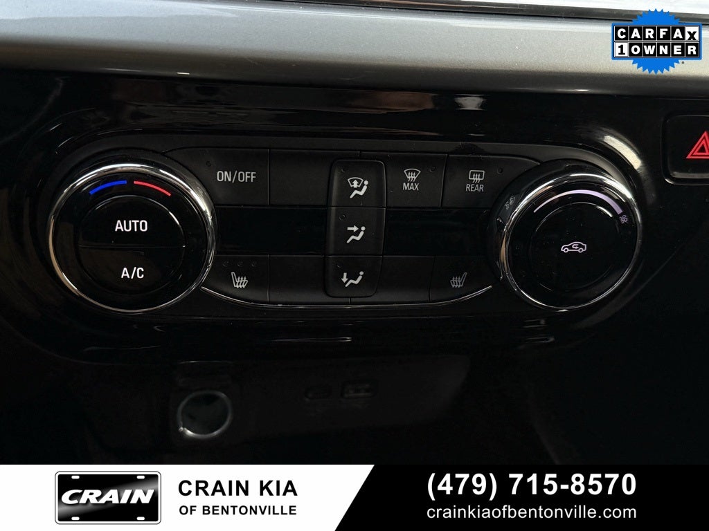 2025 Chevrolet Trax LT - CLEAN CARFAX / ONE OWNER