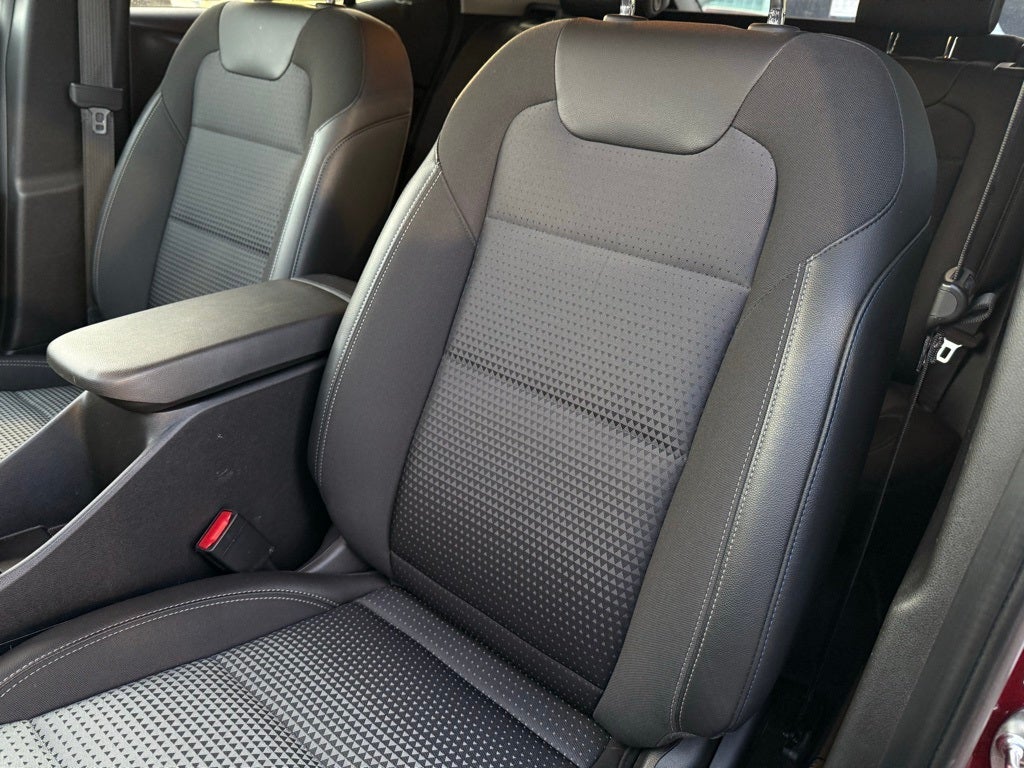 2025 Chevrolet Trax LT - CLEAN CARFAX / ONE OWNER