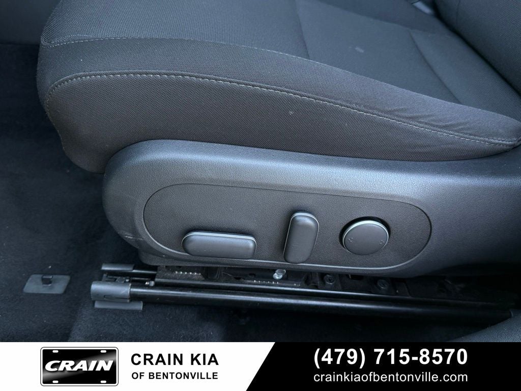 2024 Hyundai KONA SEL - CLEAN CARFAX / ONE OWNER