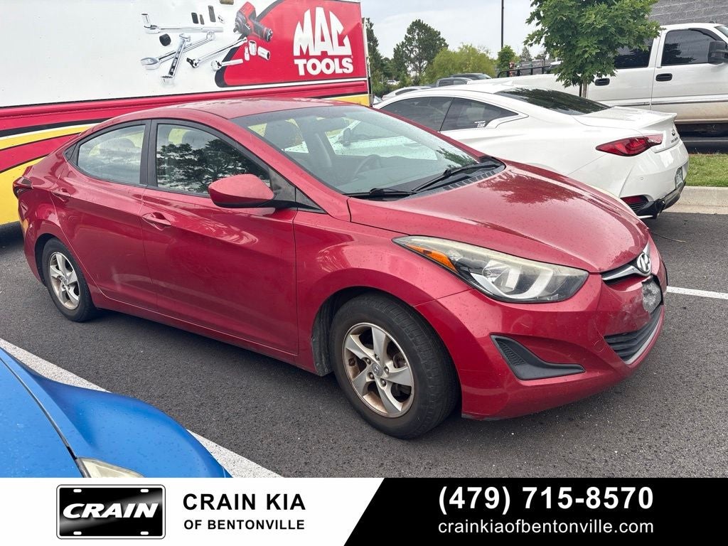 2015 Hyundai ELANTRA SE