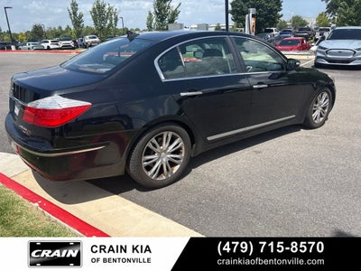 2011 Hyundai GENESIS 4.6 - AWD / SUNROOF / ONE OWNER