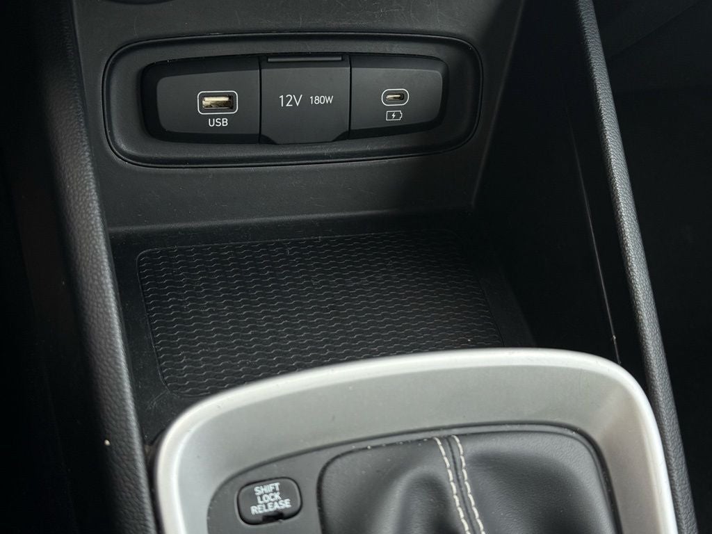 2023 Hyundai VENUE SE - CLEAN CARFAX / ONE OWNER