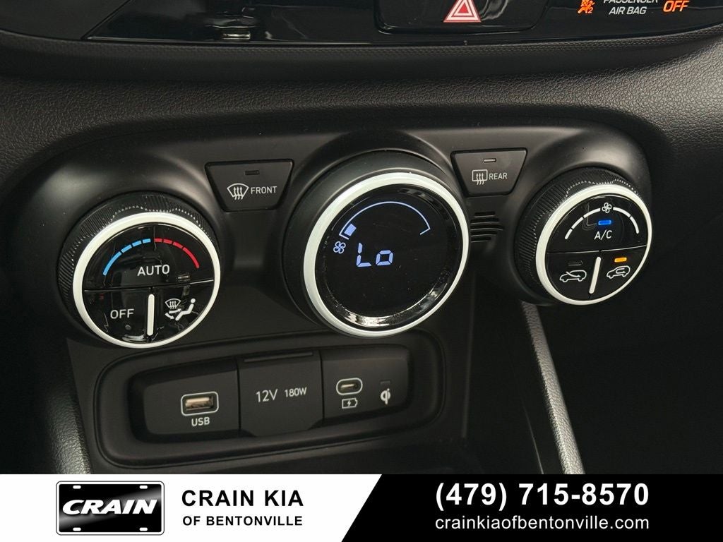 2024 Hyundai VENUE Limited - CLEAN CARFAX / ONE OWNER