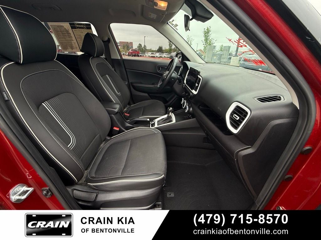 2024 Hyundai VENUE Limited - CLEAN CARFAX / ONE OWNER