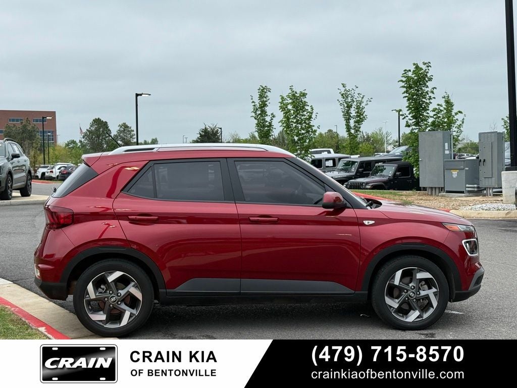 2024 Hyundai VENUE Limited - CLEAN CARFAX / ONE OWNER