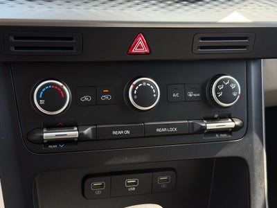 2024 Kia Carnival LX - KIA CPO / CLEAN CARFAX / ONE OWNER