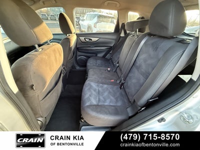 2015 Nissan Rogue S - AWD / CLEAN CARFAX