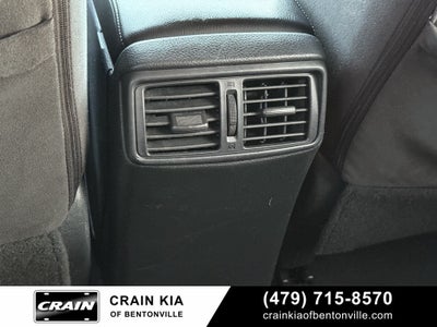 2015 Nissan Rogue S - AWD / CLEAN CARFAX