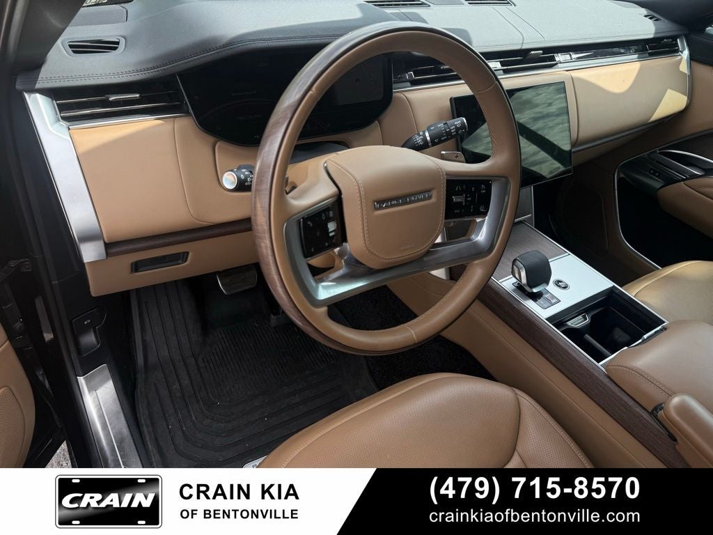 2025 Land Rover Range Rover SE LWB - 3RD ROW / AWD / ONE OWNER