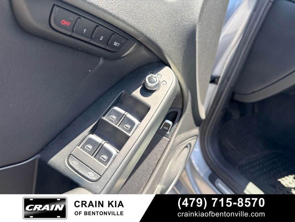 2015 Audi A4 2.0T Premium Plus quattro - AWD / SUNROOF / CLEAN CARFAX