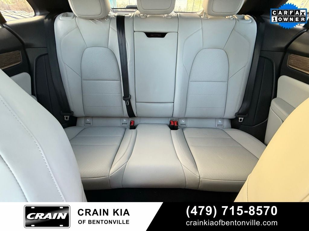 2024 Porsche Macan Electric 4 - AWD / PANORAMIC SUNROOF / ONE OWNER