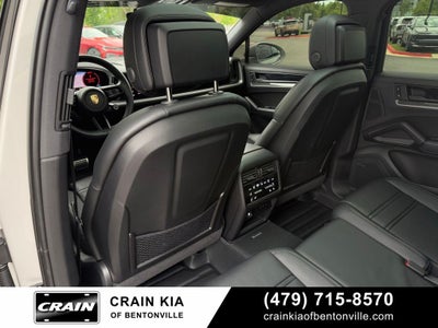 2024 Porsche Cayenne Coupe S - AWD / PANORAMIC SUNROOF / ONE OWNER