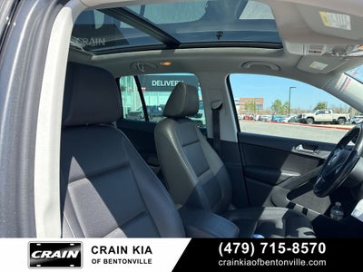 2016 Volkswagen Tiguan SE 4Motion - AWD / SUNROOF / CLEAN CARFAX