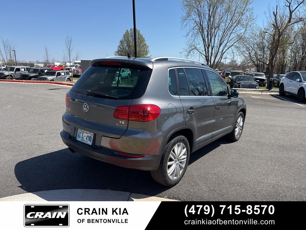 2016 Volkswagen Tiguan SE 4Motion - AWD / SUNROOF / CLEAN CARFAX