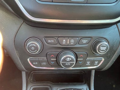 2019 Jeep Cherokee Altitude