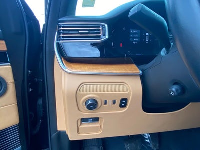 2022 Jeep Grand Wagoneer Series III