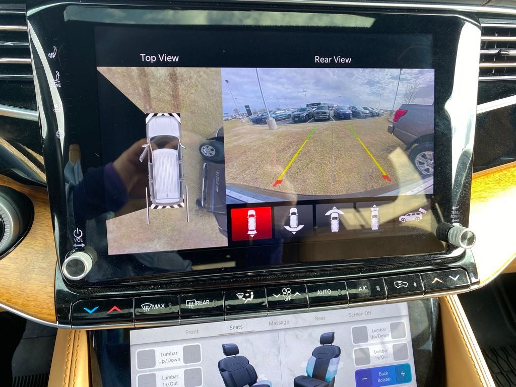 2022 Jeep Grand Wagoneer Series III