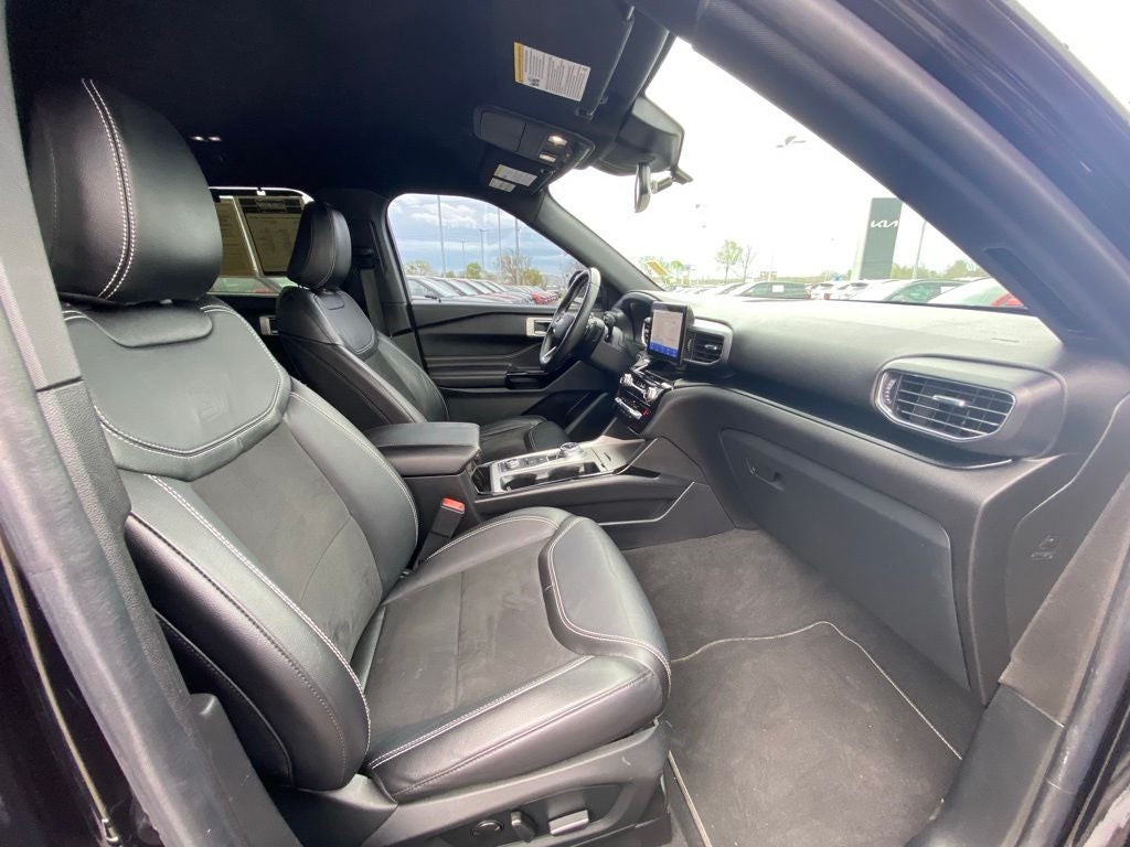 2022 Ford Explorer ST 4X4 / HEATED SEATS / 3RD ROW