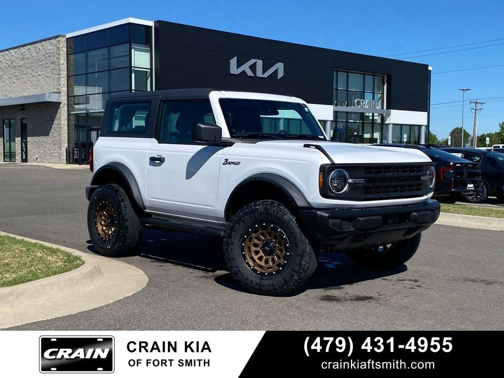 2023 Ford Bronco Base 4X4 / CLEAN CARFAX
