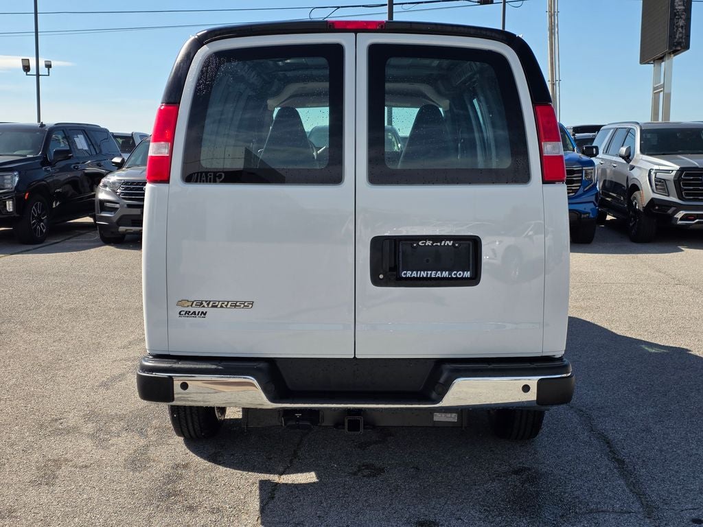 2024 Chevrolet Express 3500 Work Van Cargo