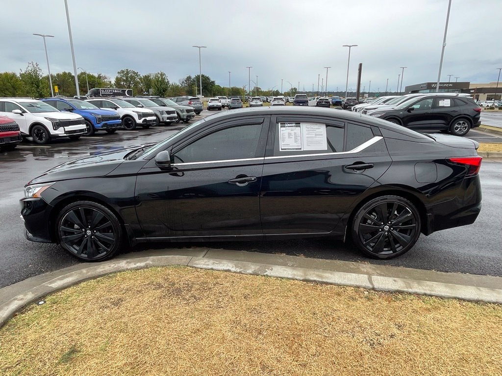 2022 Nissan Altima 2.5 SR