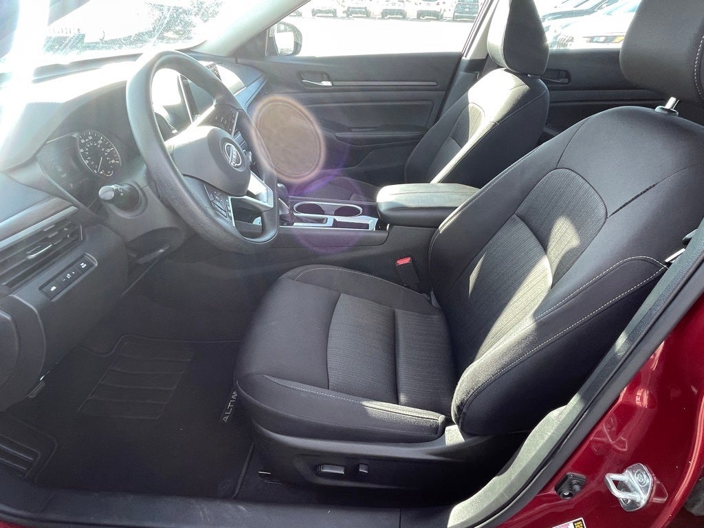 2024 Nissan Altima 2.5 SV ONE OWNER