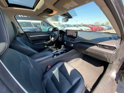 2023 Nissan Altima 2.5 SL CLEAN CARFAX / HEATED SEATS