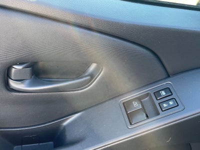 2023 Nissan Frontier S RWD / CLEAN CARFAX