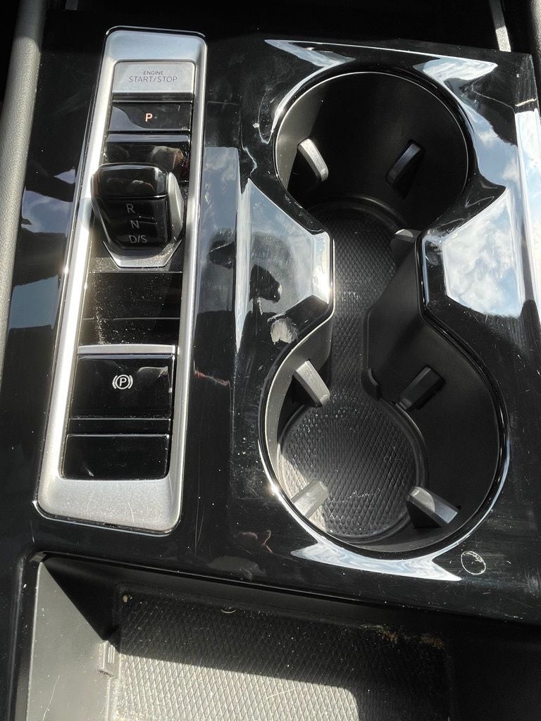 2024 Volkswagen Atlas Cross Sport 2.0T SE w/Technology HEATED SEATS / COOLED SEATS / CLEAN CARFAX