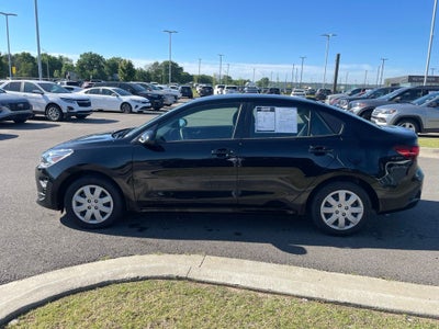 2022 Kia Rio LX ONE OWNER / CLEAN CARFAX