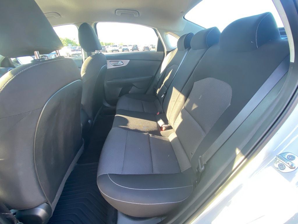 2024 Kia Forte LXS CPO / TECH PACKAGE