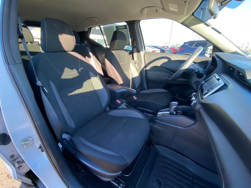 2020 Nissan Kicks S CLEAN CARFAX / LOW PAYMENTS