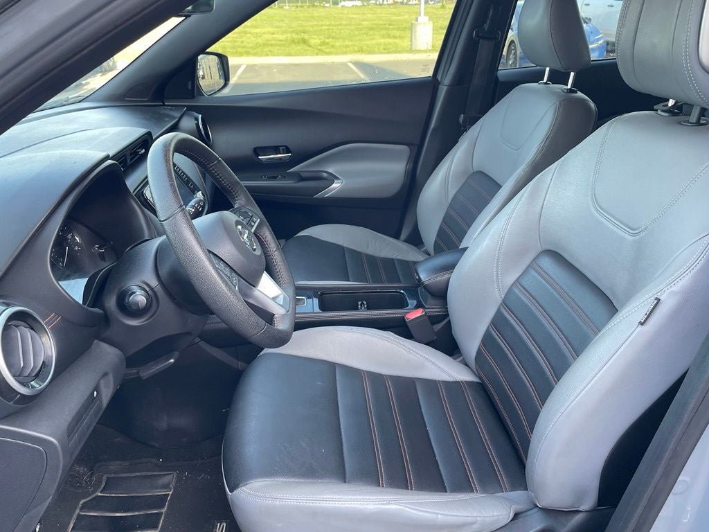 2021 Nissan Kicks SR