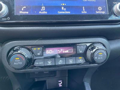 2021 Nissan Kicks SR
