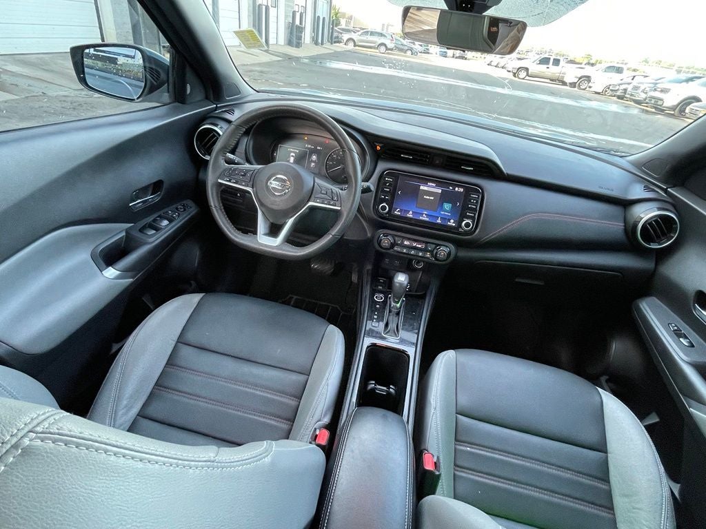 2021 Nissan Kicks SR