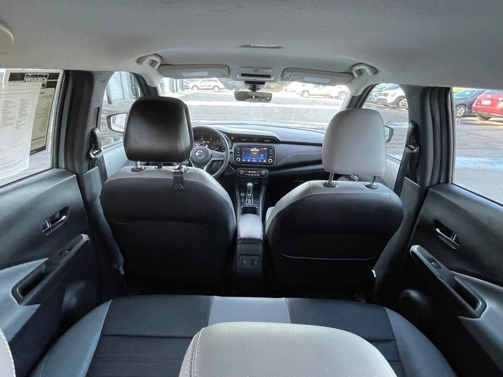 2021 Nissan Kicks SR
