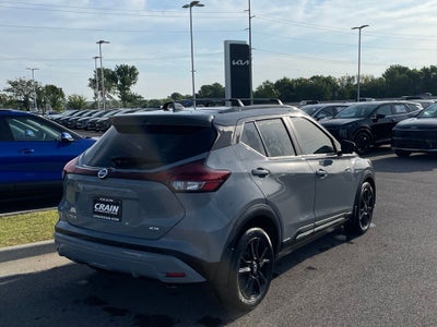 2021 Nissan Kicks SR