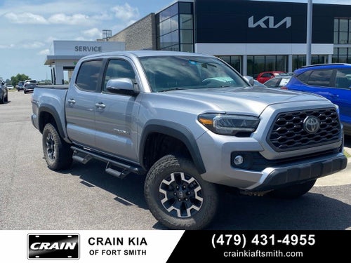 2020 Toyota Tacoma CLEAN CARFAX V6