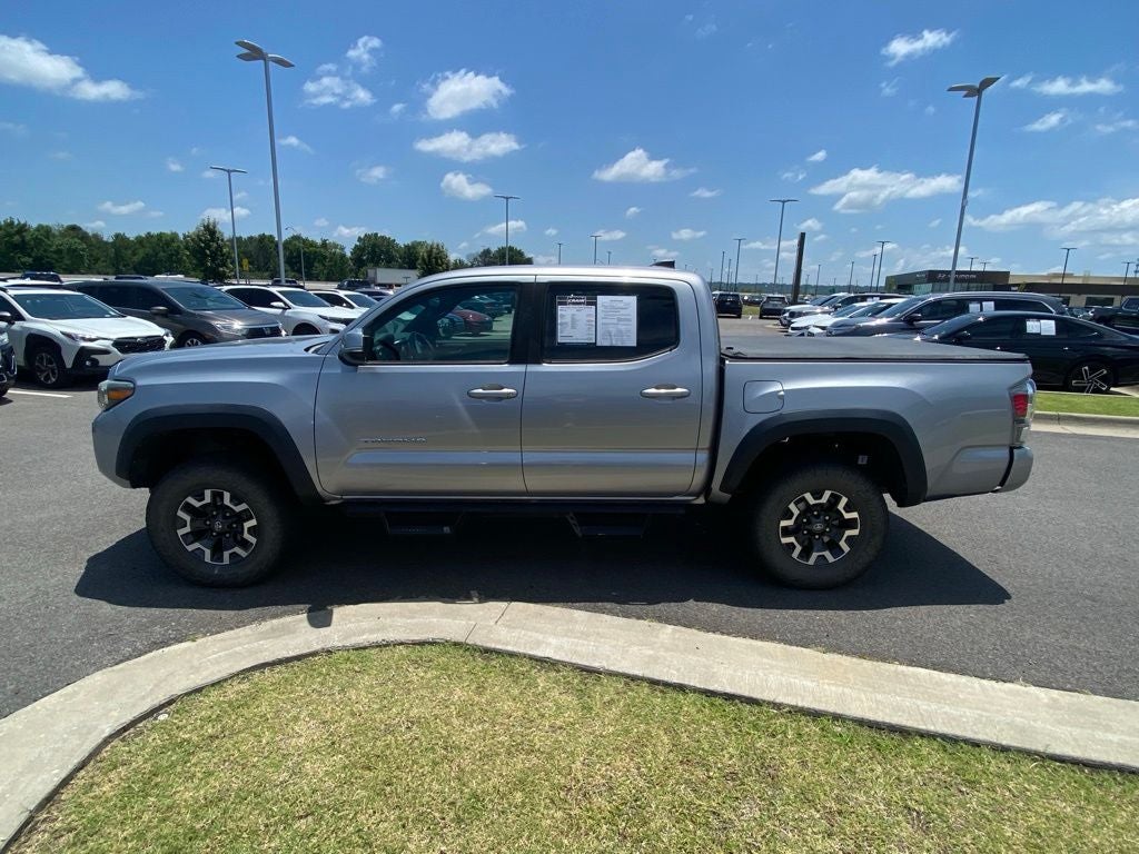 2020 Toyota Tacoma CLEAN CARFAX V6