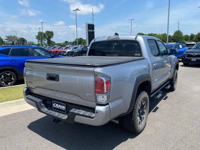 2020 Toyota Tacoma CLEAN CARFAX V6