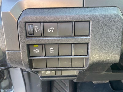 2025 Toyota Tacoma TRD Off-Road 4X4 / ONE OWNER